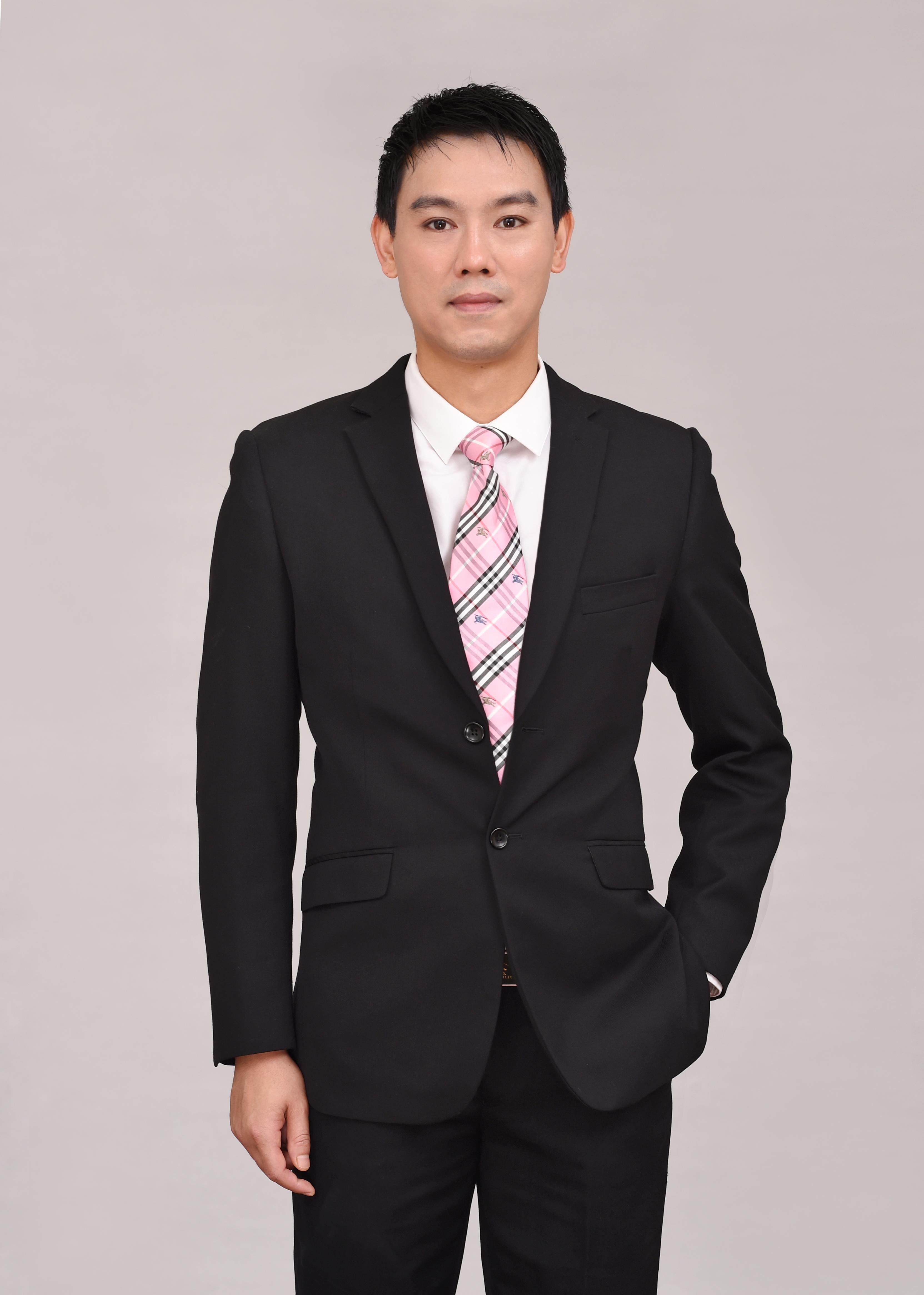 陈蕴艺 客户策略总监